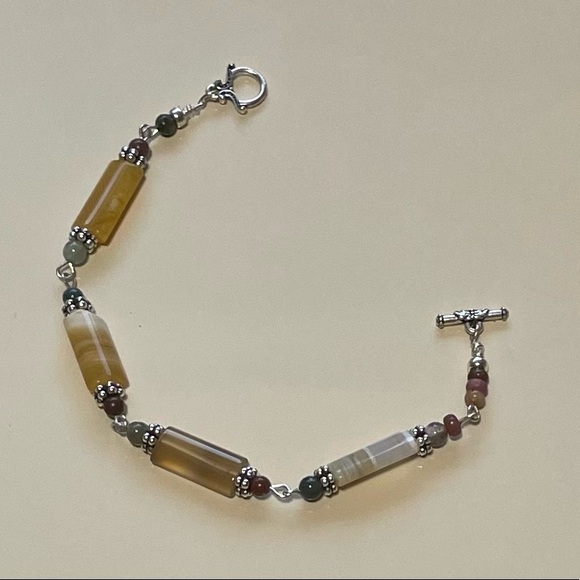 New Semi-precious Gemstones Bracelet - Picture 2 of 2